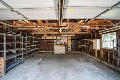 859 Franklin Avenue, Valley Stream, NY 11580 - Photo 36