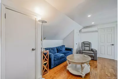 859 Franklin Avenue, Valley Stream, NY 11580 - Photo 14