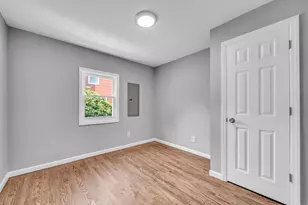 1090 Brookdale Ave, Bay Shore, NY 11706 - Photo 20