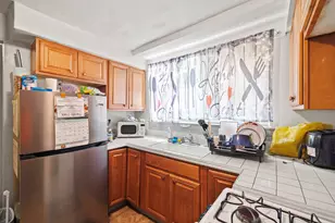 4331 Wilder Ave, Bronx, NY 10466 - Photo 10