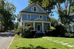 67 W Neck Rd, Huntington, NY 11743 - Photo 2