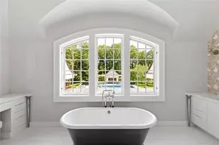 22 Terrace Ct, Old Westbury, NY 11568 - Photo 26