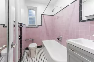 110-07 73rd Rd, Forest Hills, NY 11375 - Photo 12