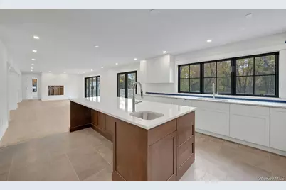 32 Sycamore Road, Scarsdale, NY 10583 - Photo 22