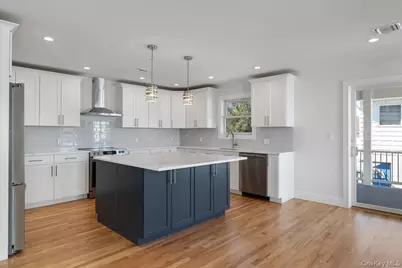 12 Pershing Place, Island Park, NY 11558 - Photo 6