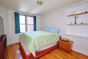 67-25 Clyde St, Forest Hills, NY 11375 - Photo 16