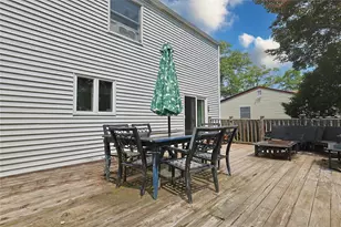 33 Highview Ln, Ridge, NY 11961 - Photo 14