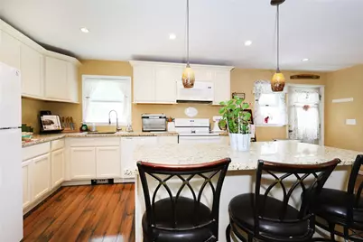 33 Highview Lane, Ridge, NY 11961 - Photo 10