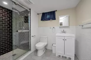 43-60 Auburndale Ln, Flushing, NY 11358 - Photo 14