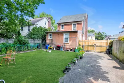 4360 Auburndale Lane, Flushing, NY 11358 - Photo 2