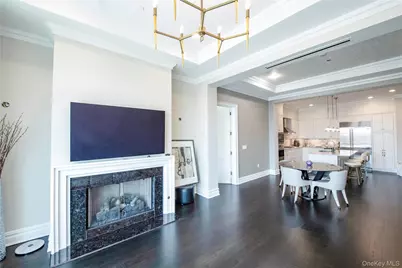 1000 Royal Court #1306, North Hills, NY 11040 - Photo 8