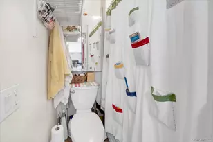 363 Willett Ave, Port Chester, NY 10573 - Photo 16