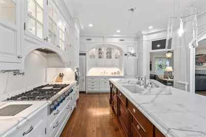 7 Fox Meadow Lane, Lloyd Harbor, NY 11743 - Photo 12