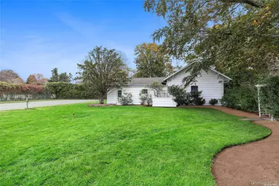 22 Bayfield Lane, Westhampton Beach, NY 11978 - Photo 34