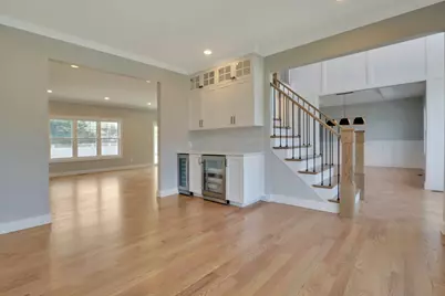 17 Madison Avenue, Jericho, NY 11753 - Photo 2