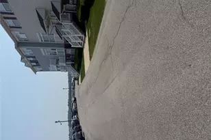 179 Surf Dr, Bronx, NY 10473 - Photo 16