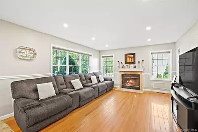 3856 Marcy Street, Mohegan Lake, NY 10547 - Photo 10