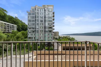 1155 Warburton Avenue #4J, Yonkers, NY 10701 - Photo 8