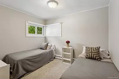 437 Cedar Lane, East Meadow, NY 11554 - Photo 18