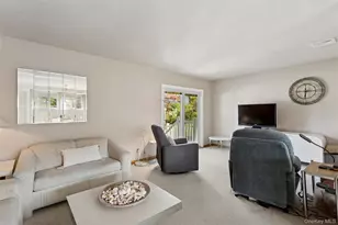 437 Cedar Ln, East Meadow, NY 11554 - Photo 10