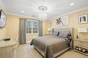 1 Fairway Dr, Old Bethpage, NY 11804 - Photo 18