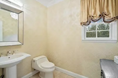 1 Fairway Drive, Old Bethpage, NY 11804 - Photo 14