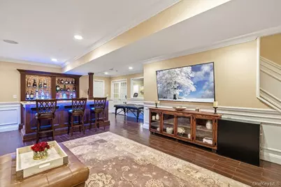 1 Fairway Drive, Old Bethpage, NY 11804 - Photo 22