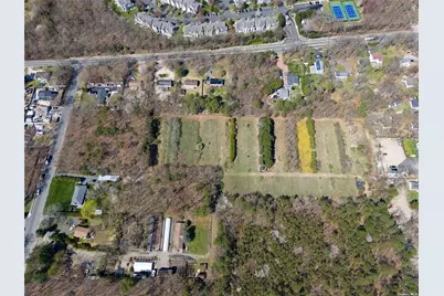 Cedarhurst Ave, Medford, NY 11763 - Photo 10