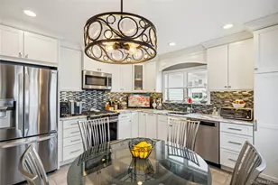 25 Davison Ave, East Rockaway, NY 11518 - Photo 6