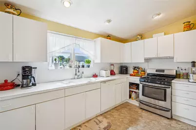 25 Davison Avenue, East Rockaway, NY 11518 - Photo 12