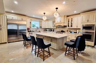 32-37 214 Streets, Bayside, NY 11361 - Photo 4