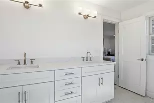 100 Rogers, Westhampton Beach, NY 11978 - Photo 20