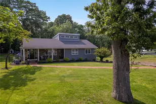 5 Dartmouth Rd, Shoreham, NY 11786 - Photo 4