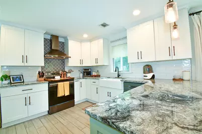 5 Dartmouth Road, Shoreham, NY 11786 - Photo 10