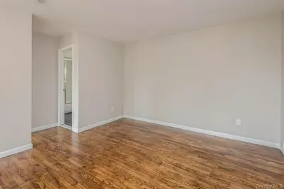 2399 Union Boulevard #5A, Islip, NY 11751 - Photo 10