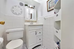 99-40 63rd Rd, Rego Park, NY 11374 - Photo 14