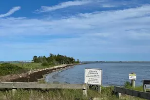 24 E Point Ln, Hampton Bays, NY 11946 - Photo 4