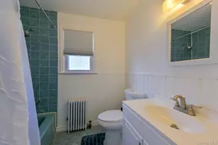 162-29 95th St, Howard Beach, NY 11414 - Photo 24