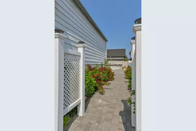 162-29 95th Street, Howard Beach, NY 11414 - Photo 2