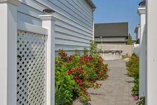 162-29 95th St, Howard Beach, NY 11414 - Photo 2