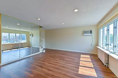 162-29 95th Street, Howard Beach, NY 11414 - Photo 10