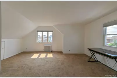 162-29 95th Street, Howard Beach, NY 11414 - Photo 20