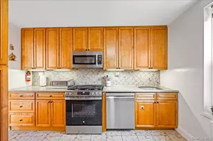 2736 Independence Ave, Bronx, NY 10463 - Photo 8