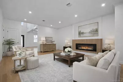 319 Blacksmith Road W, Levittown, NY 11756 - Photo 16