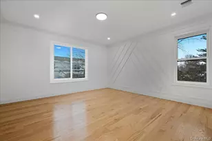 319 Blacksmith Road W, Levittown, NY 11756 - Photo 34