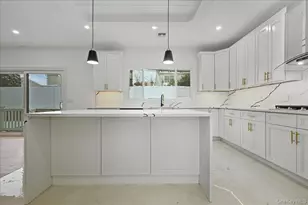 319 Blacksmith Road W, Levittown, NY 11756 - Photo 12