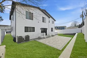 319 Blacksmith Road W, Levittown, NY 11756 - Photo 48