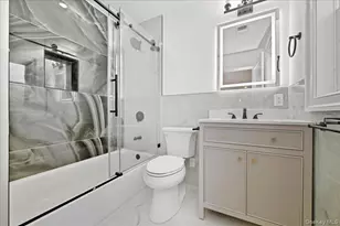 319 Blacksmith Road W, Levittown, NY 11756 - Photo 40