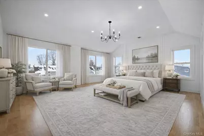 319 Blacksmith Road W, Levittown, NY 11756 - Photo 22