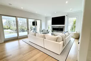 59 Shinnecock Hills Rd, Southampton, NY 11968 - Photo 10